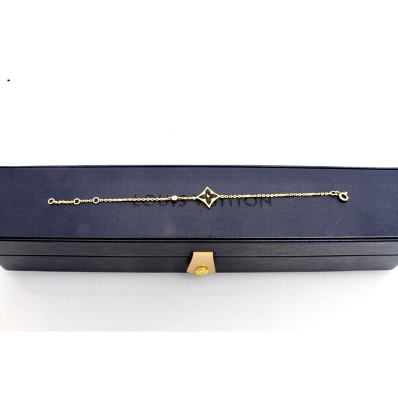 Louis Vuitton 18K Yellow Gold Diamond Onyx Star Bracelet LV - Picture 2 of 4